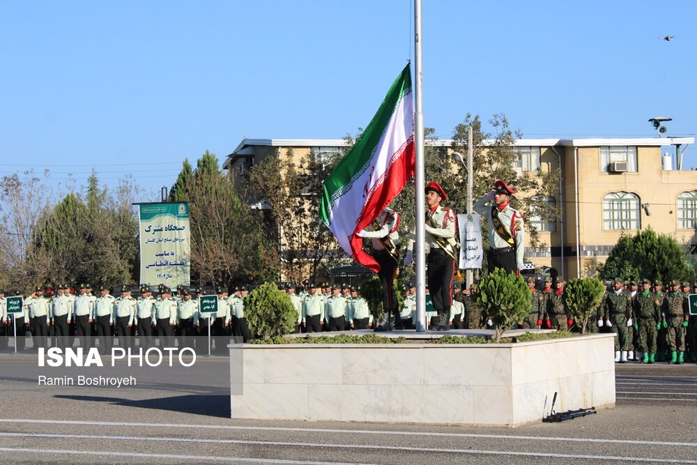 صبحگاه مشترک نیروهای نظامی و انتظامی گلستان