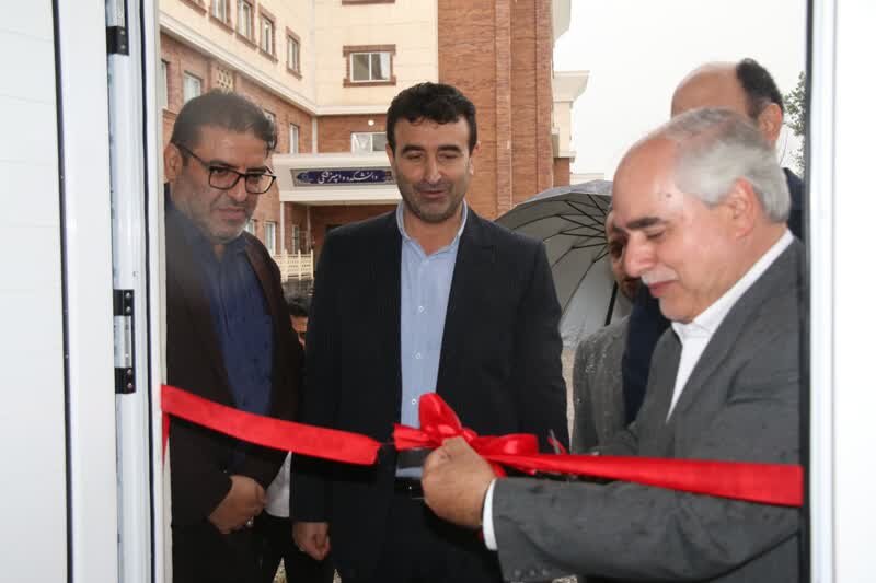 طرح‌های تحقیقاتی حوزه دامپزشکی در دانشگاه فناوری‌های نوین آمل افتتاح شد