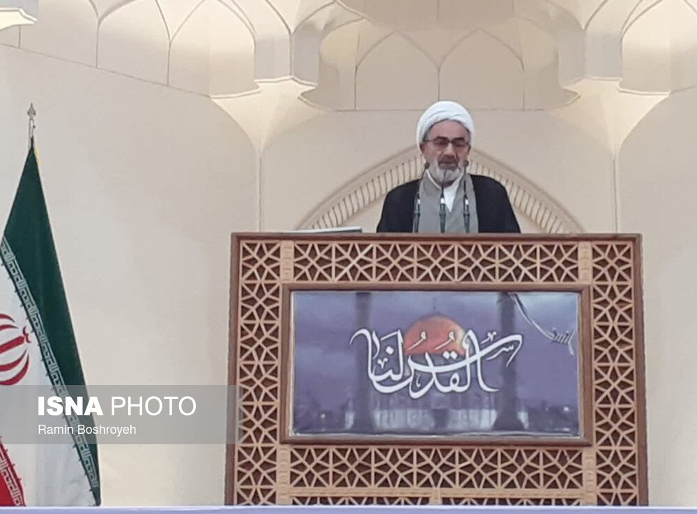 قوم یهود در مرض تکبر غرق است