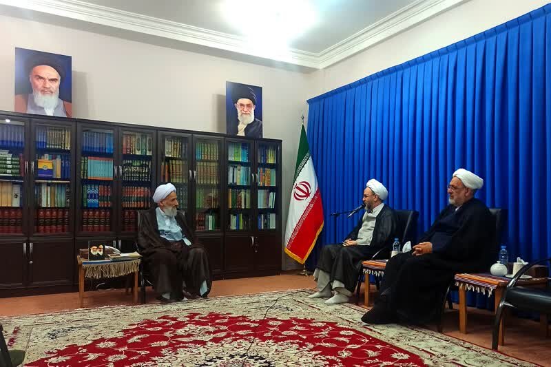 دیدار رئیس دیوان عدالت اداری با نماینده ولی فقیه در مازندران