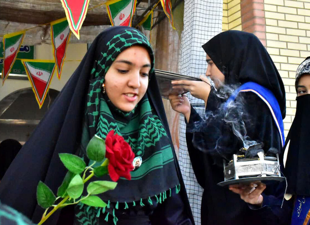 اعزام 146 دانش‌آموز دختر گنبدکاووس به مناطق عملیاتی جنوب