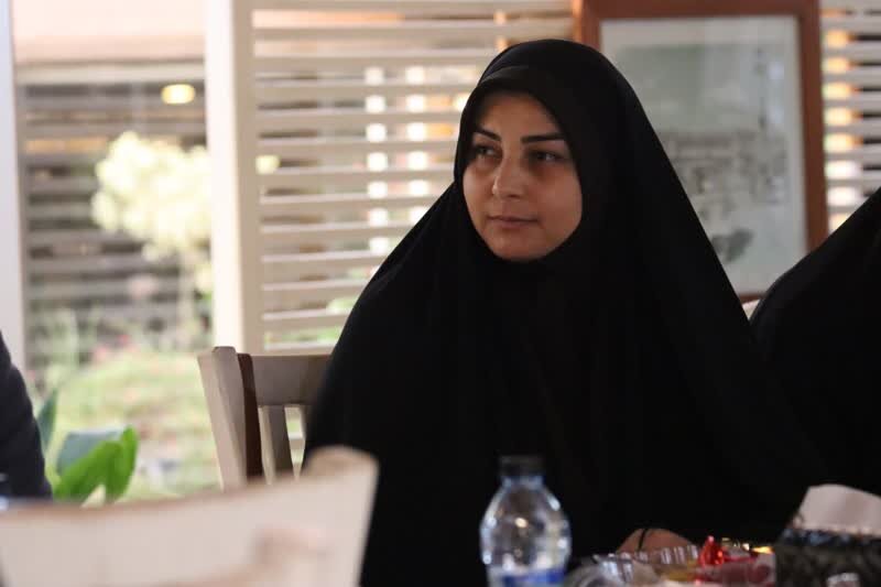 تغییر الگوی نسل جدید جامعه از سر ناآگاهی است