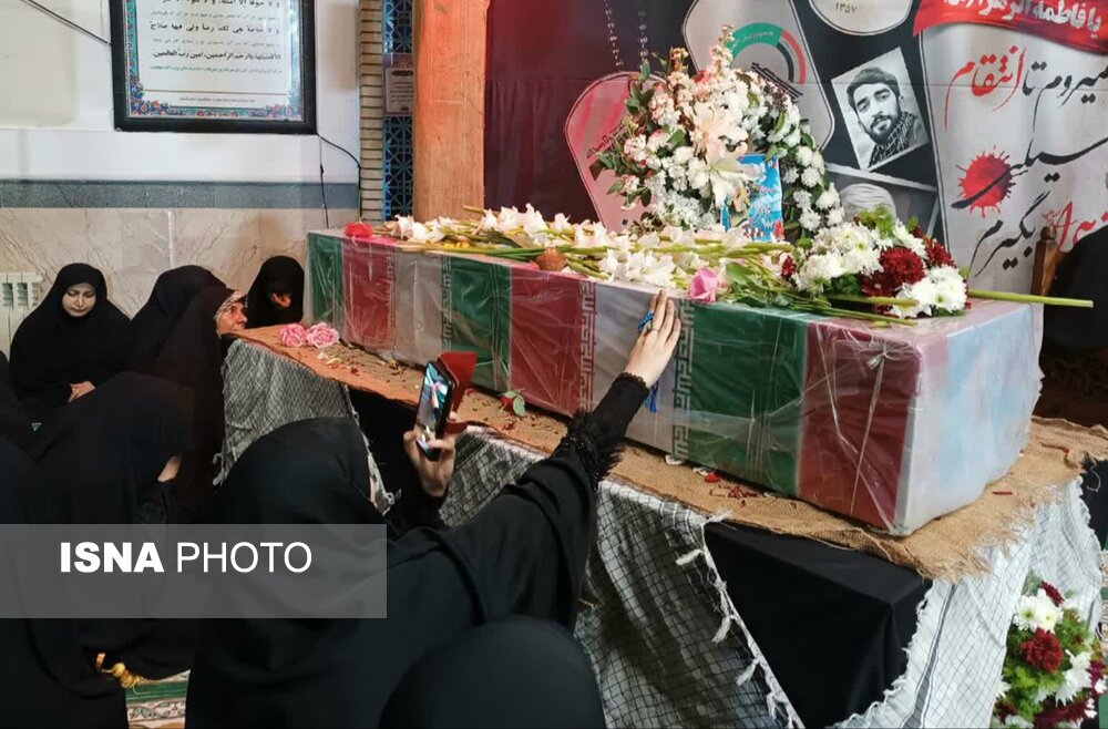 وداع مردم گرگان با نخستین شهید مدافع حرم گلستان