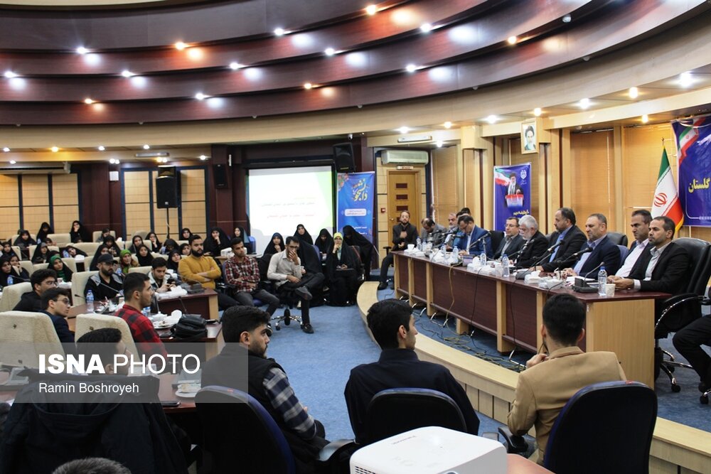 نشست استاندار گلستان با نمایندگان تشکل‌های دانشجویی