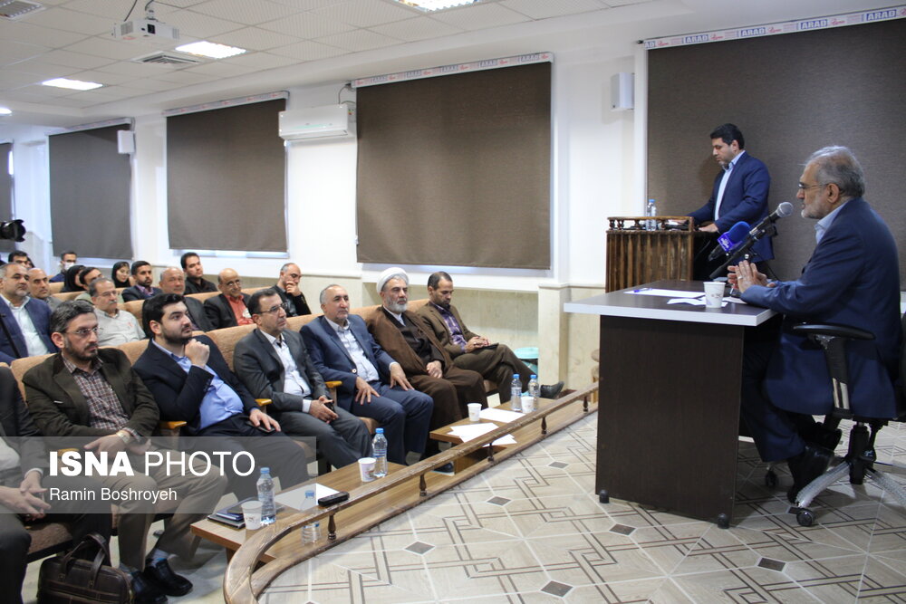 نشست پرسش و پاسخ معاون رئیس جمهور با دانشجویان دانشگاه گلستان
