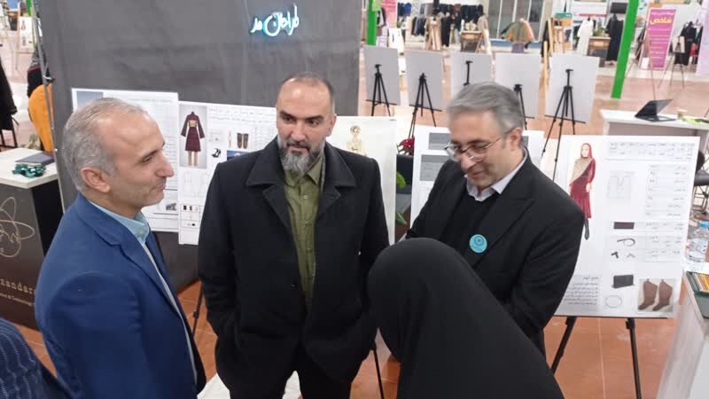 الهام‌گیری از نقوش مذهبی و بومی در دومین جشنواره و فن بازار پوشاک مازندران