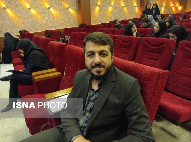 افزایش روحیه پژوهشگری و قدرت اغناسازی در مناظرت دانشجویی