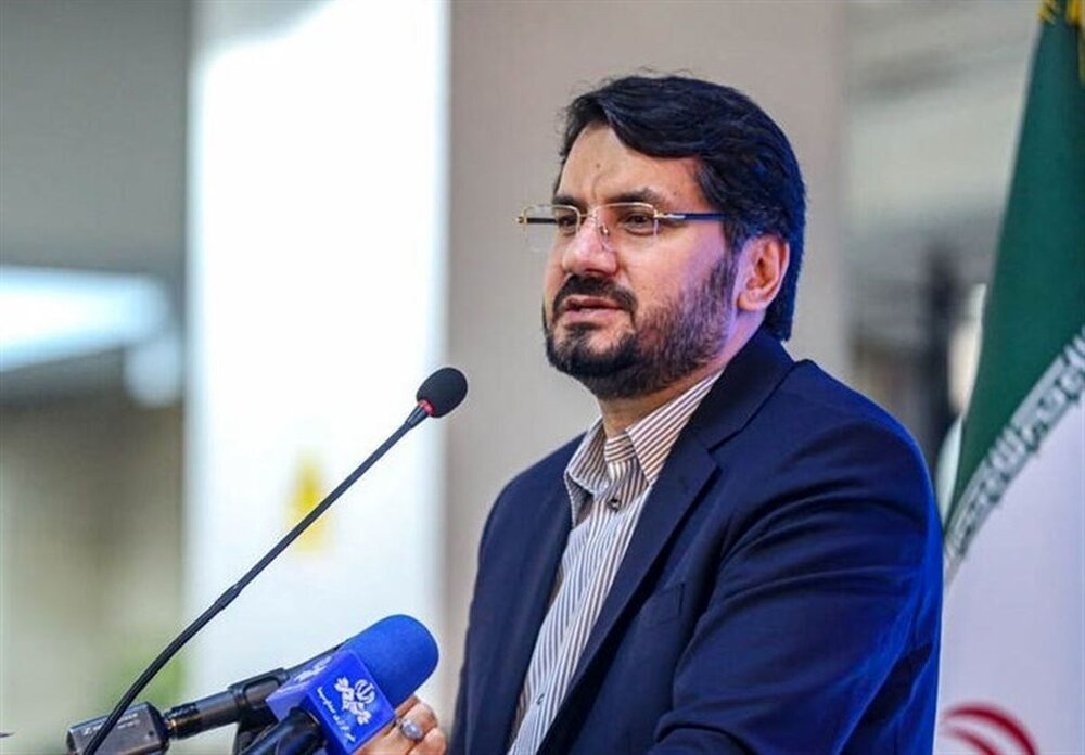 وزیر راه و شهرسازی وارد شهرستان مرزی آستارا شد