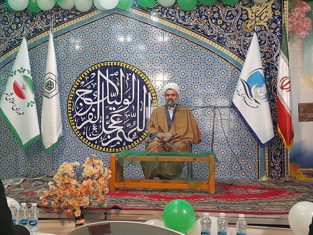 حضرت زهرا(س) بهترین الگوی دفاع از ولایت بود