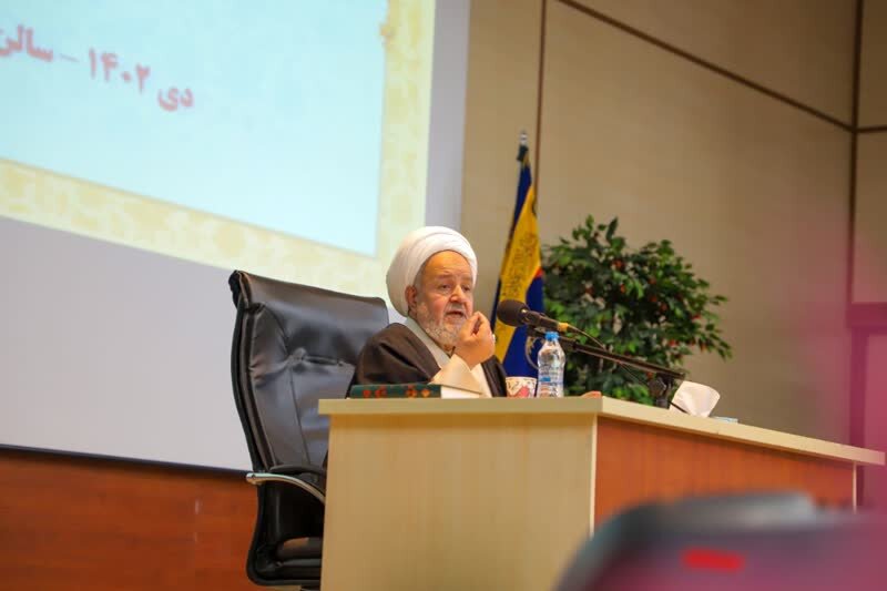مجلس قوی با پشتوانه مردمی شکل می‌گیرد