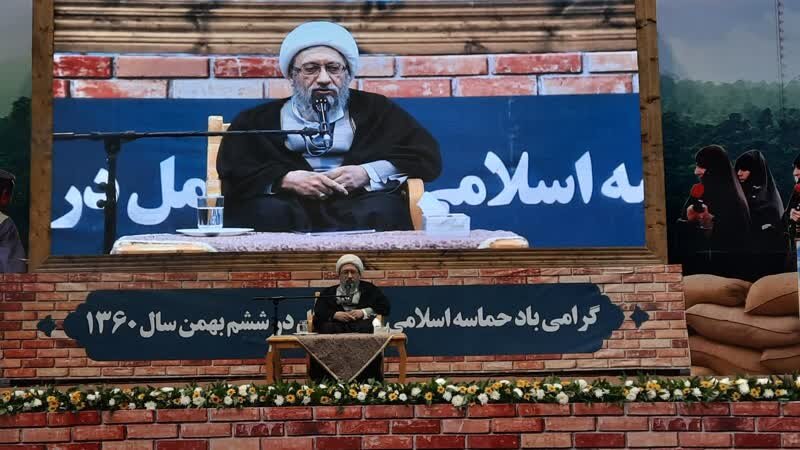 حماسه 6 بهمن آمل منشاء عبرت‌های تاریخی درکشور شد/ مردم نباید کشور را درمقام ارزیابی قراردهند