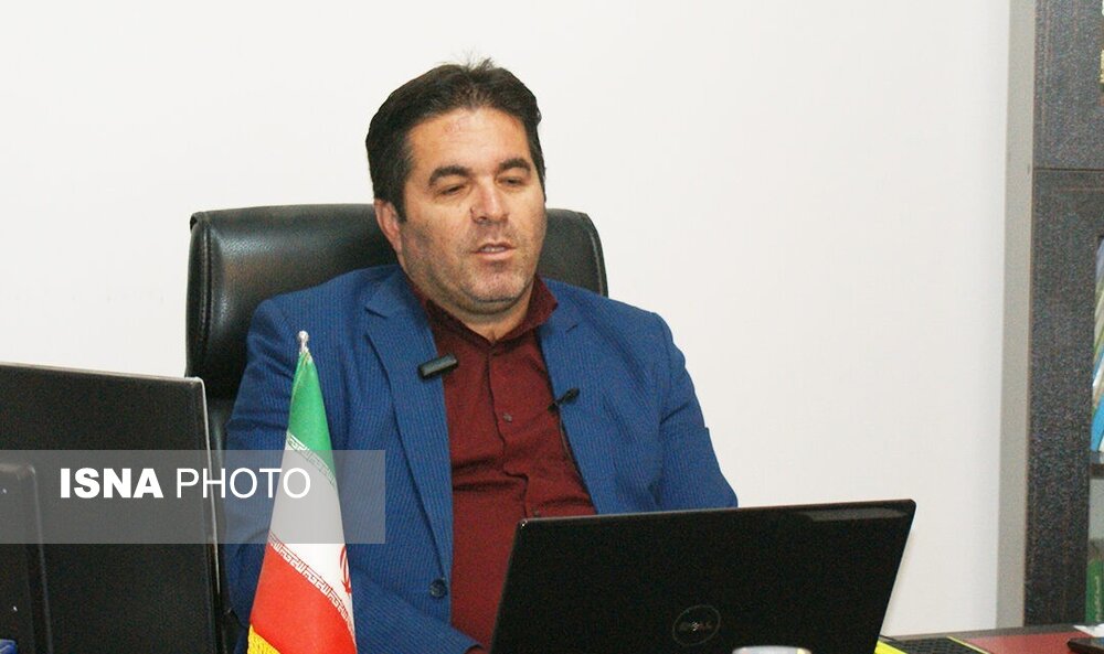 خطر در کمین مزارع کشاورزان/ مزارع در انتظار اقدام سریع کشاورزان برای سم پاشی علف‌های هرز