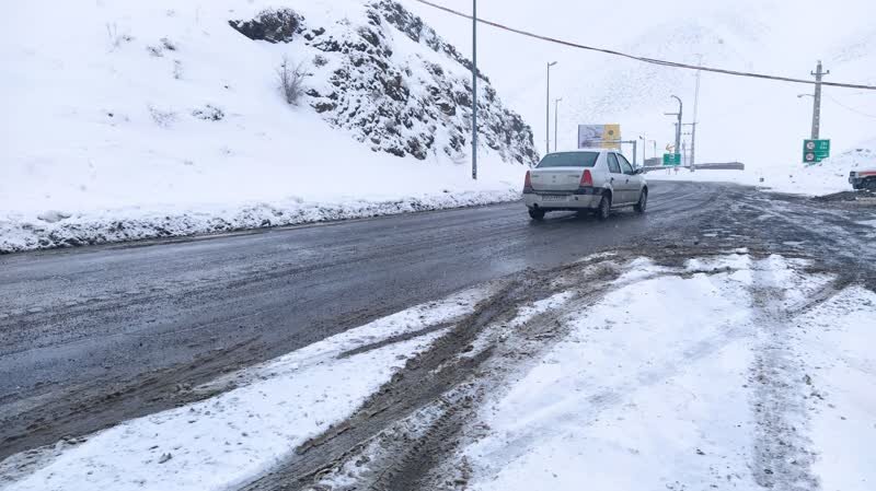 تردد در جاده کندوان جریان دارد