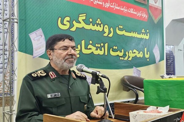 حضور درخشان ملت پای صندوق رای، تیغ دشمن را علیه نظام کند می کند