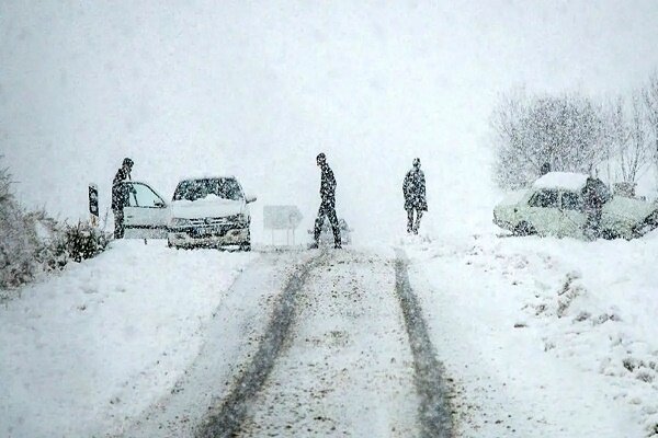 بارش 40 سانتی برف در محور رشت - سراوان/ تداوم بارش شدید در 11 محور