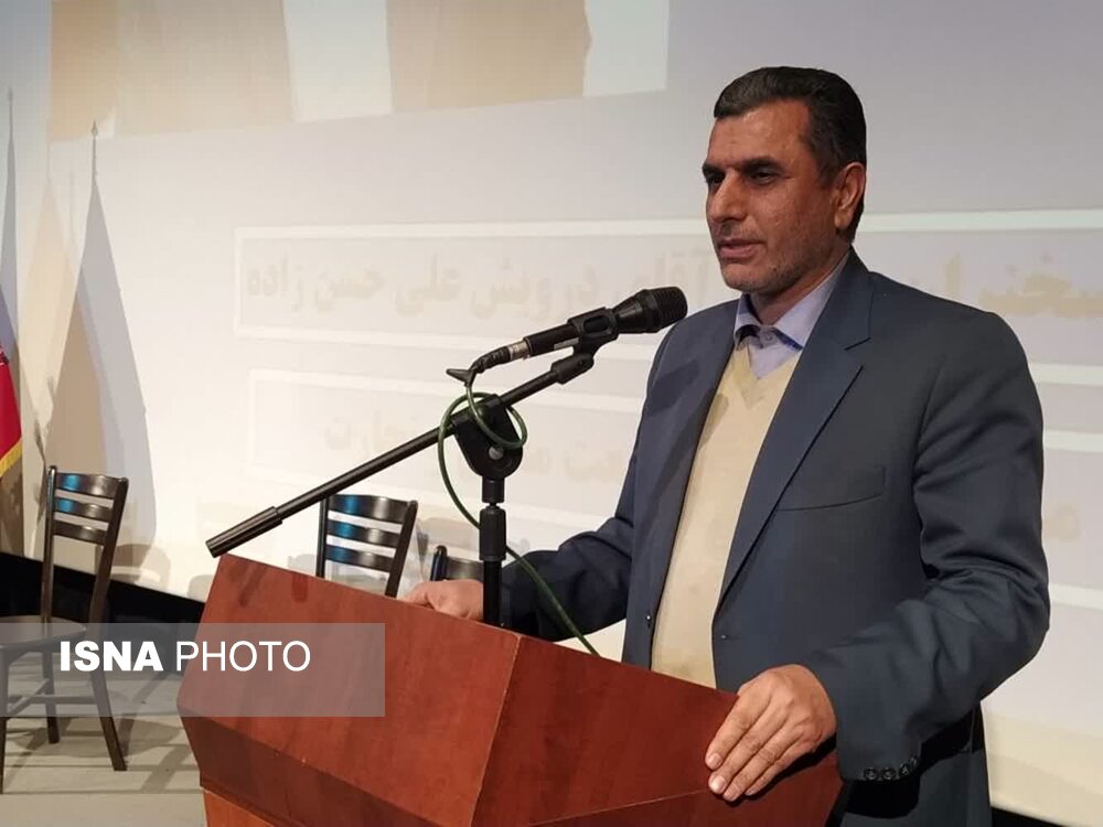 38000 بانو بافنده فرش در گلستان فعالند
