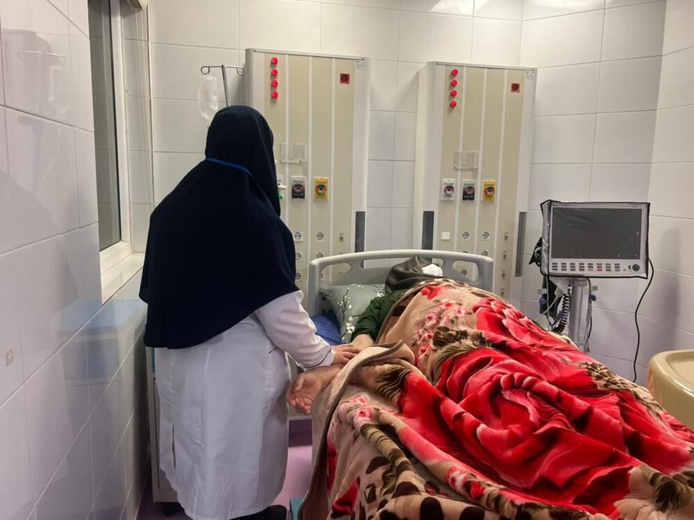 تزریق دارو به اولین بیمار در مرکز شیمی‌درمانی تالش