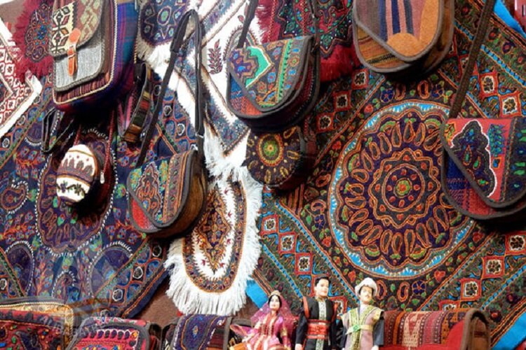 برپایی 30 بازارچه نوروزی صنایع‌دستی برای حمایت از هنرمندان بومی در گلستان