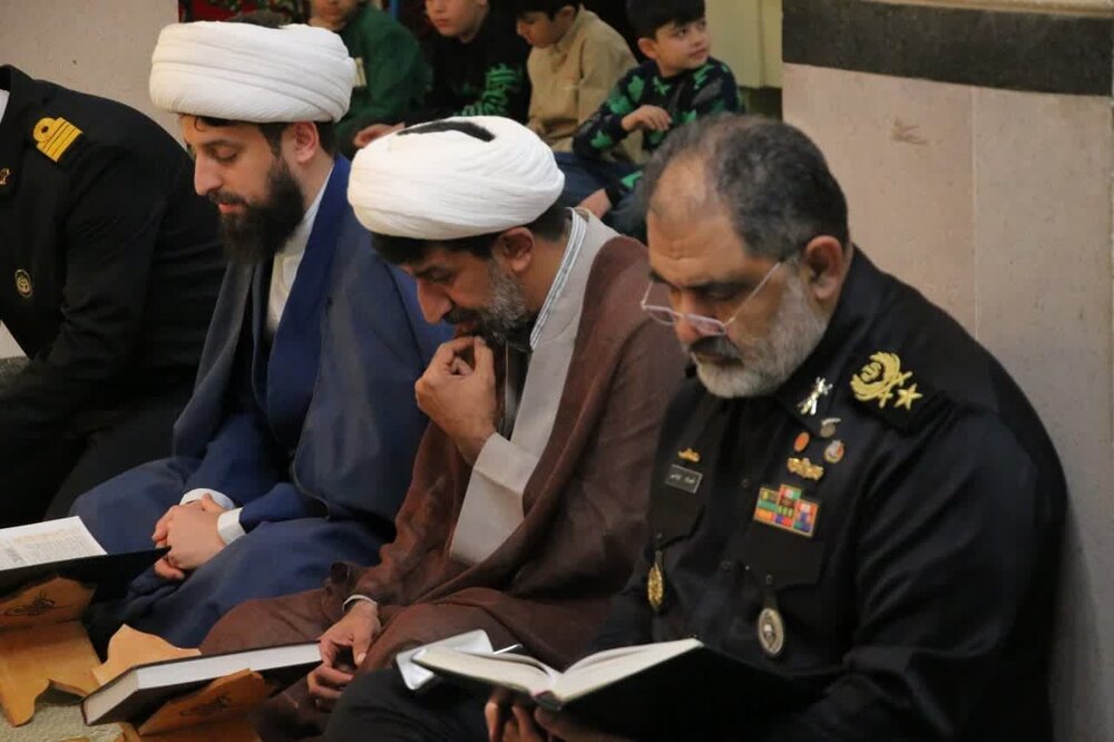 محافل قرآنی دلها را به خدا نزدیک‌تر می‌کند