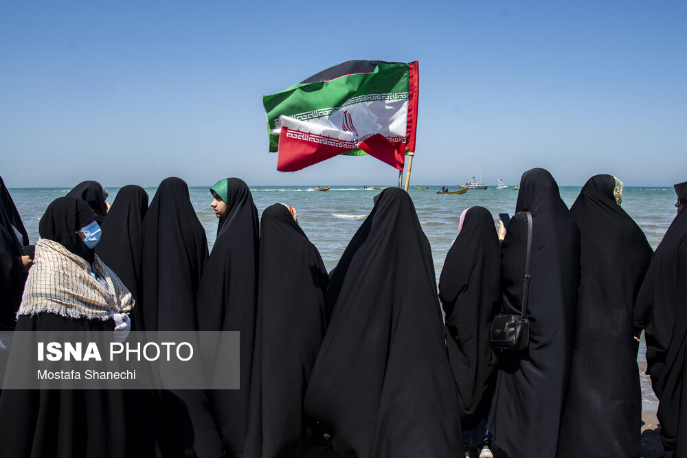 زنجیره انسانی حمایت از عملیات غرورآفرین وعده صادق