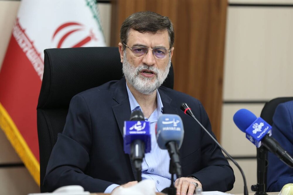 همه فرزندان شهدا و جانبازان 70 درصد بدون شغل به استخدام دولت درمی‌آیند