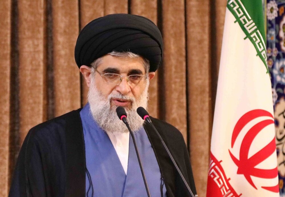 اقدام در راستای انسجام از جمله ویژگی‌های شهدای خدمت است