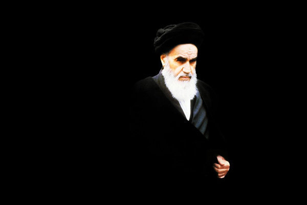 حضرت امام(ره) حکمرانی مبتنی بر اسلام ناب را در جهان مطرح کردند