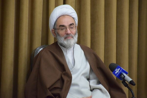 نخستین جشنواره مجسمه‌های چوبی لاهیجان پایان یافت