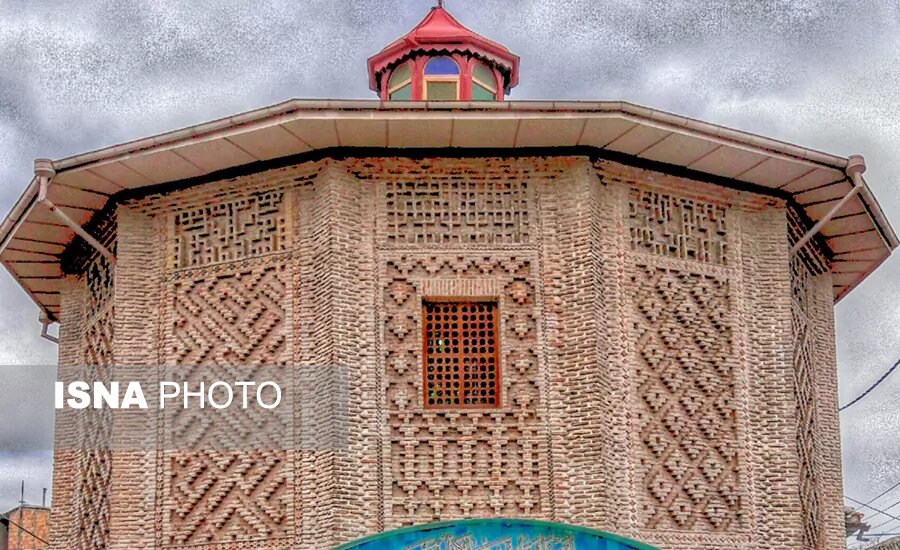 «امام‌زاده اسحاق» نگینی زیبا در بافت تاریخی گرگان