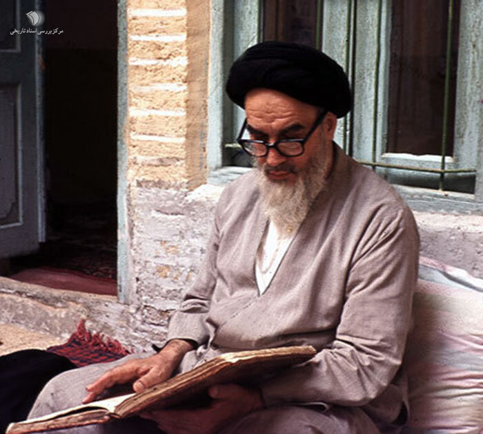راز محبوبیت و ماندگاری امام خمینی (ره) از منظر تاریخ نگار گلستانی