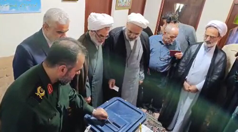 فعالیت 100 درصدی شعب اخذ رای در گیلان