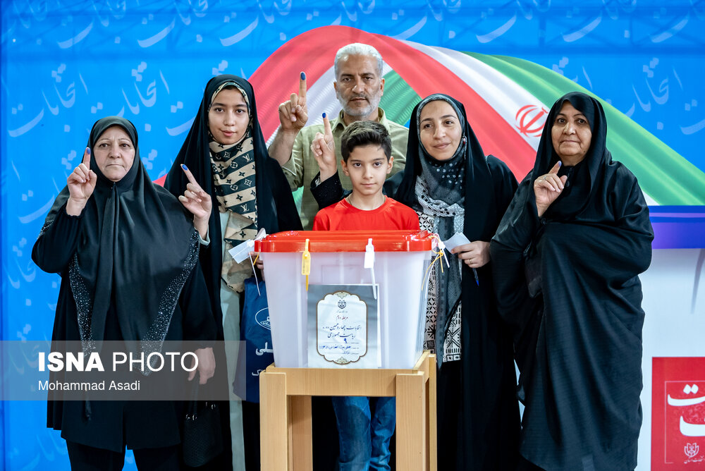 204 صندوق فعال اخذ رای در قائمشهر
