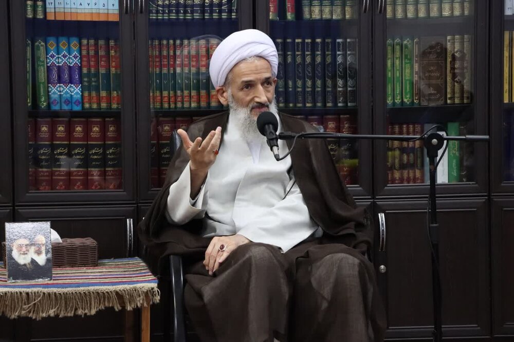 توجیه سیاسی دانشجویان دست کمی از مسائل فرهنگی ندارد