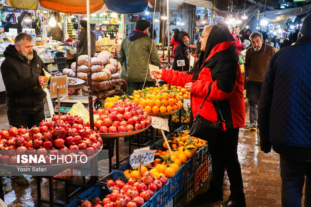 بازار رشت در آستانه شب یلدا