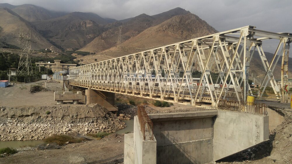 پیشرفت 98 درصدی پل در دست ساخت سفیدرود شهرستان رودبار