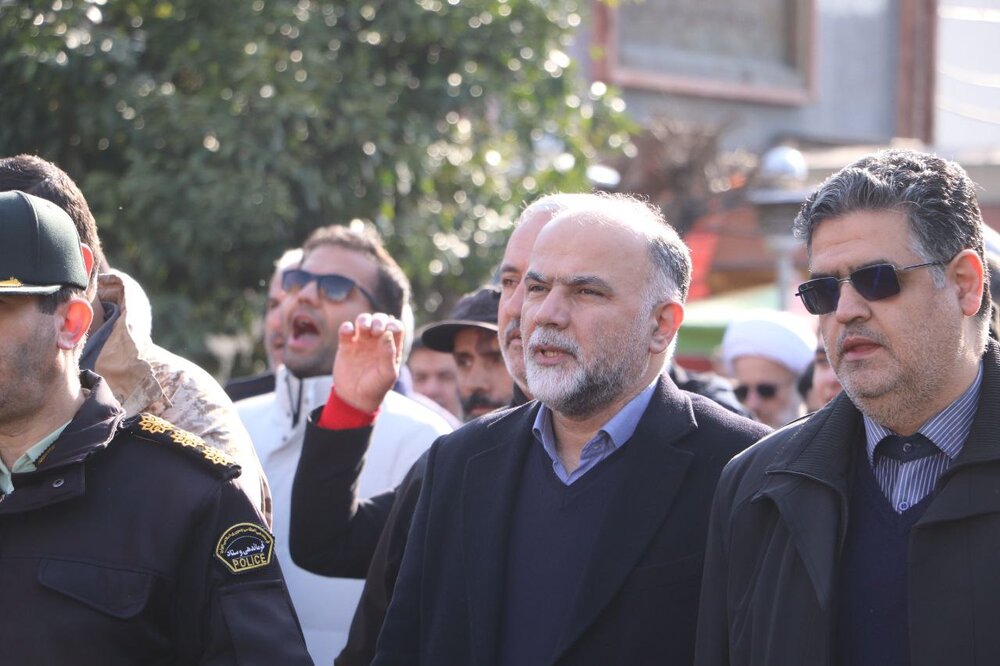 حضور در راهپیمایی 22 بهمن، جنگ ترکیبی استکبار را خنثی می‌کند
