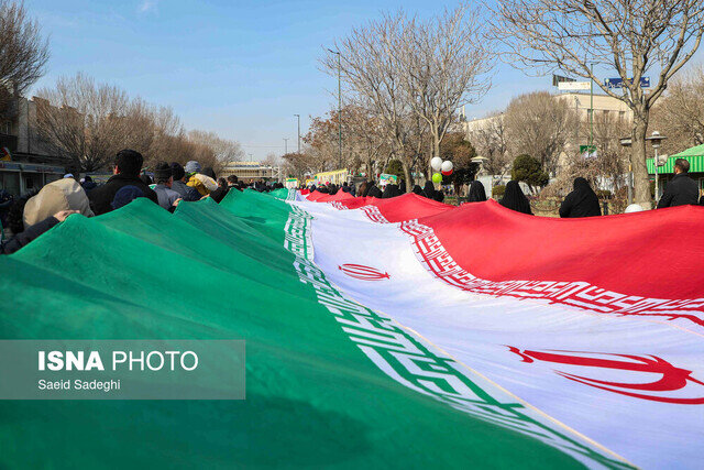 راهپیمایی 22 بهمن 1403 در سراسر کشور آغاز شد