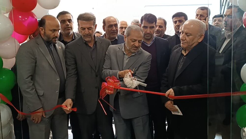 توجه به وضعیت حقوقی، معیشت وتکریم فرهنگیان