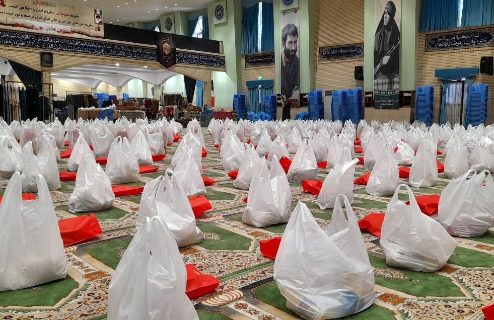 توزیع 25.000 بسته معیشتی در گلستان