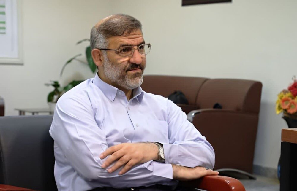 مکتب امام خمینی در ترازوی امروز؛ آیا اندیشه امام همچنان کارساز است؟