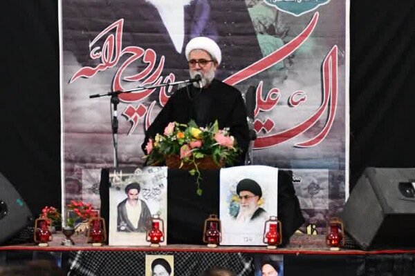 قیام 15 خرداد، نقطه آغاز نهضت امام و احیای هویت ملت ایران بود