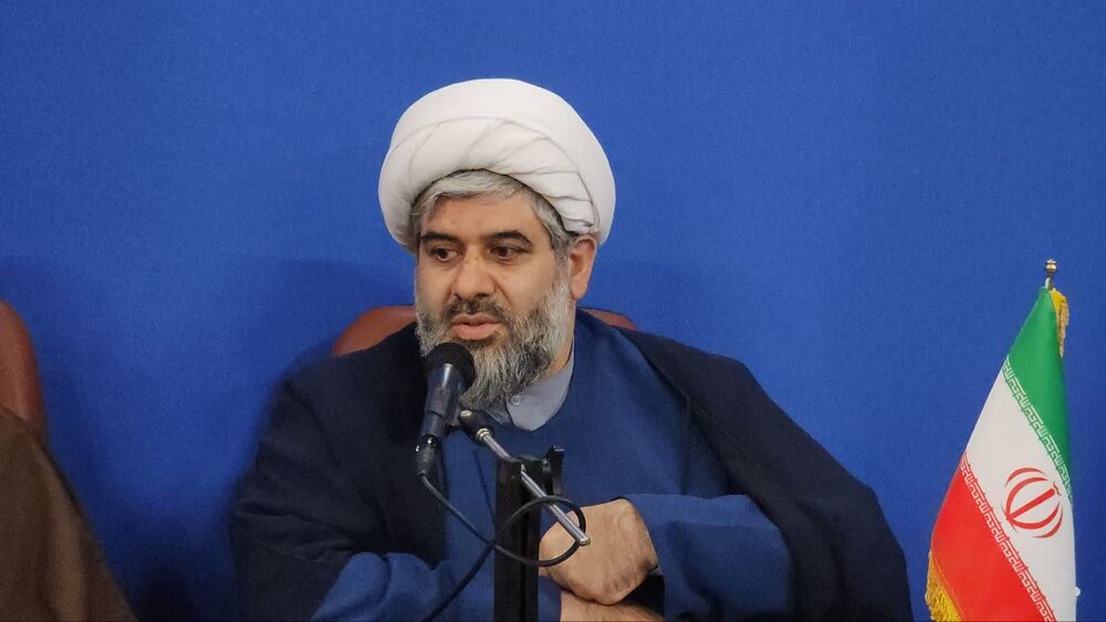 در گام دوم انقلاب، اولویت اعتکاف مهندسی معنویت در جامعه است