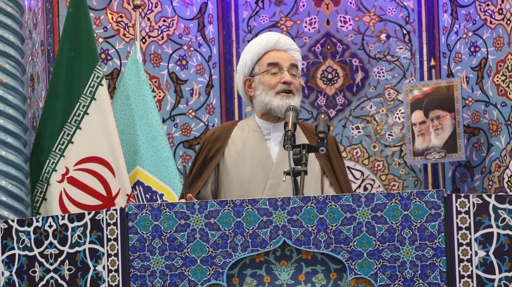 مسئولان با نظارت های دقیق تر، مشکلات مردم را حل کنند