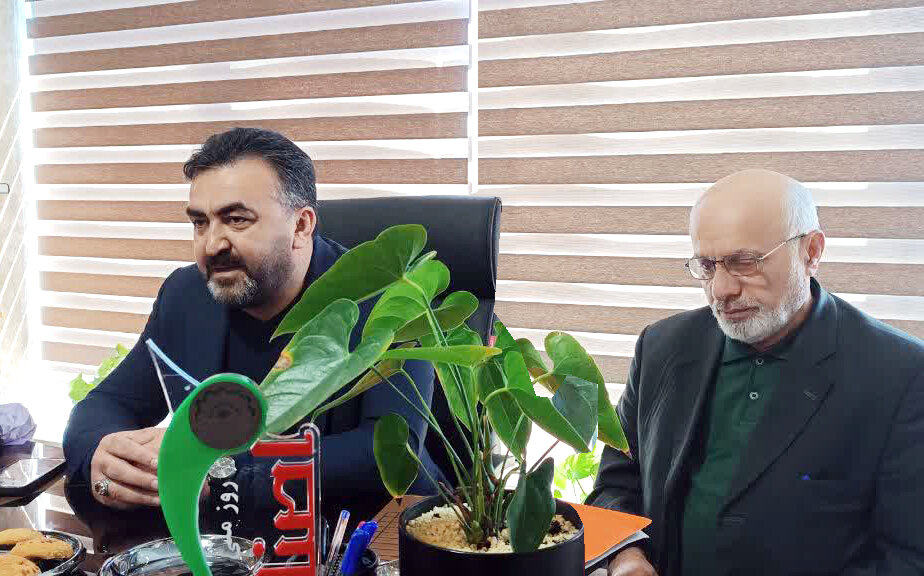 رئیس اتاق اصناف نوشهر: تعدد فروشگاه‌های زنجیره‌ای آسیب به کسب‌وکارهای بومی است