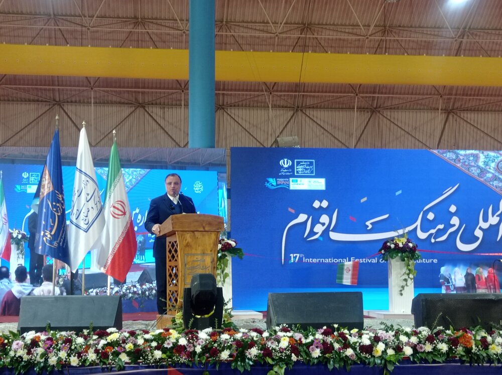 وزیر میراث‌ فرهنگی: تخلیه روستا تهدید فرهنگی است