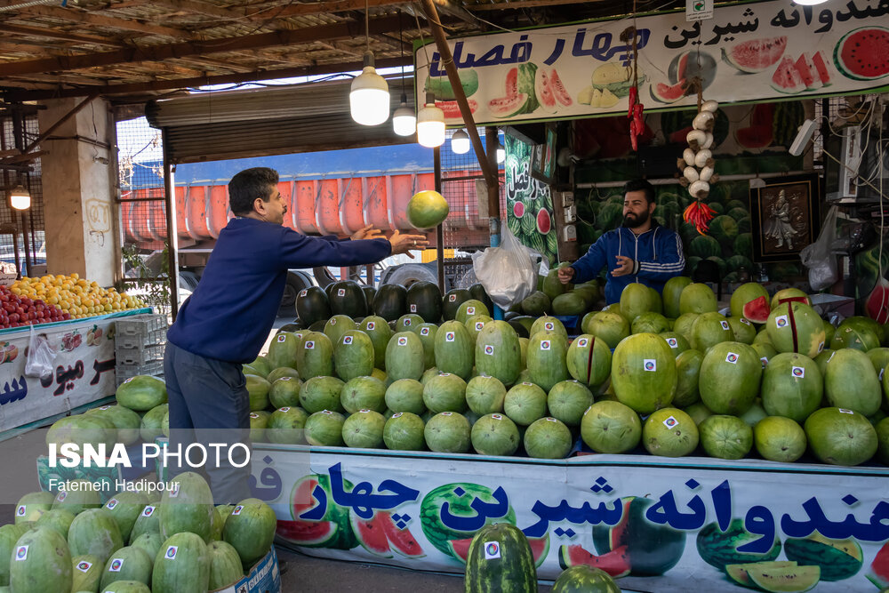 بازار شب یلدا - رشت