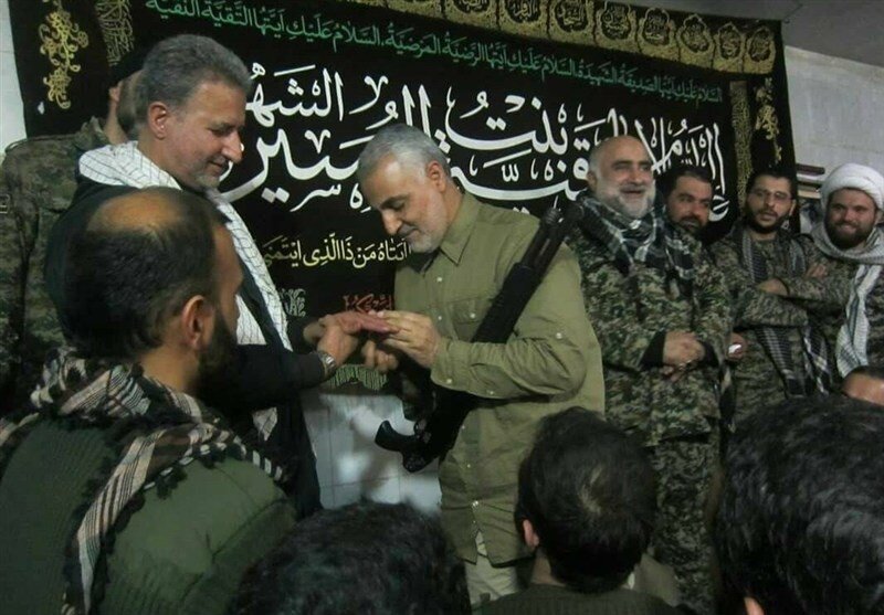 فیلم کوتاه «آن مهمان» روایتگر حضور سردار سلیمانی در جمع فاتحان نبل‌الزهرا است