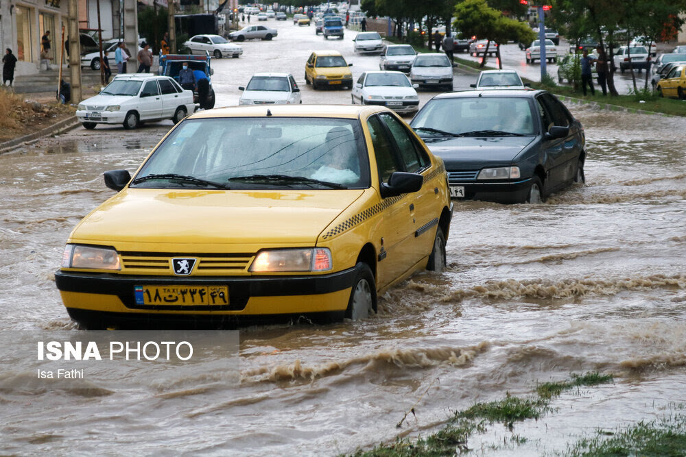 بارش باران و برف در انتظار مازندران