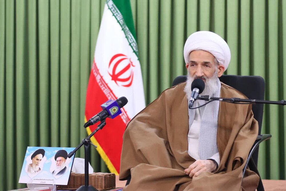 نماینده ولی فقیه در مازندران: سرنوشت دشمن، ذلت و سرنوشت مومنین، عزت است