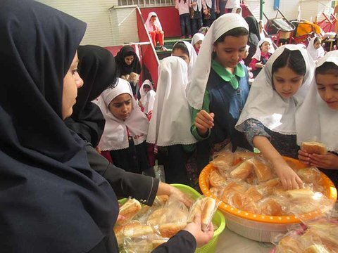 اجرای طرح پایلوت تغذیه در 21 مدرسه مازندران